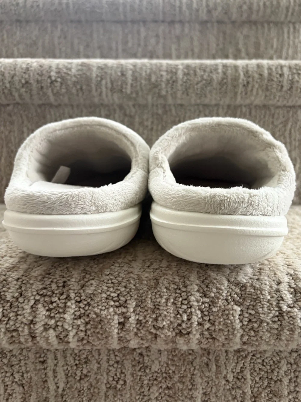 Nike Burrow Women's Slippers Light Bone/Sail/Light Iron Ore/Coconut. Size 8